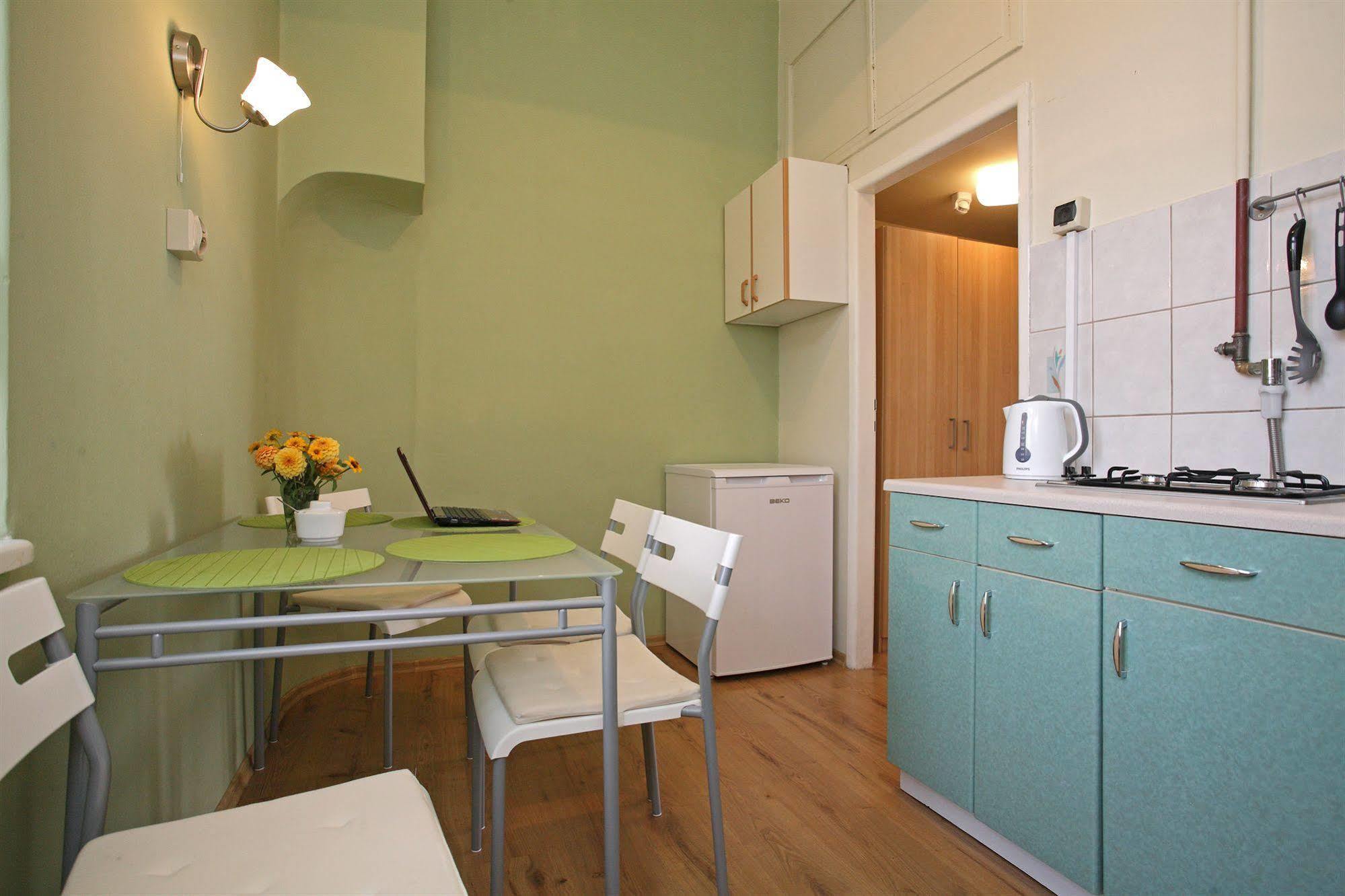Enigma Hostel Cracovia Esterno foto